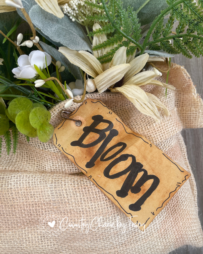 Bloom Burlap Pocket – Rustic Spring Wall Decor