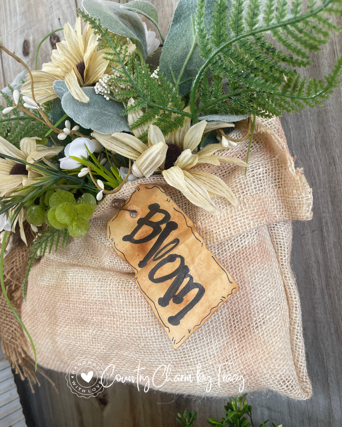 Bloom Burlap Pocket – Rustic Spring Wall Decor