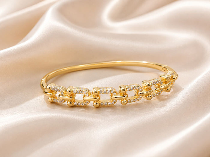 bracelet model 116