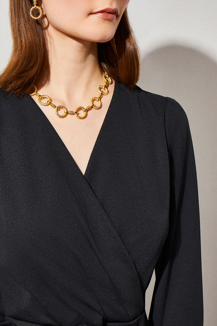 Gold Ribbed Circle Link Short Necklace | Ming Wang