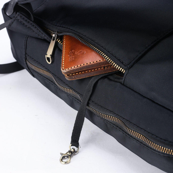 backpacks _ close