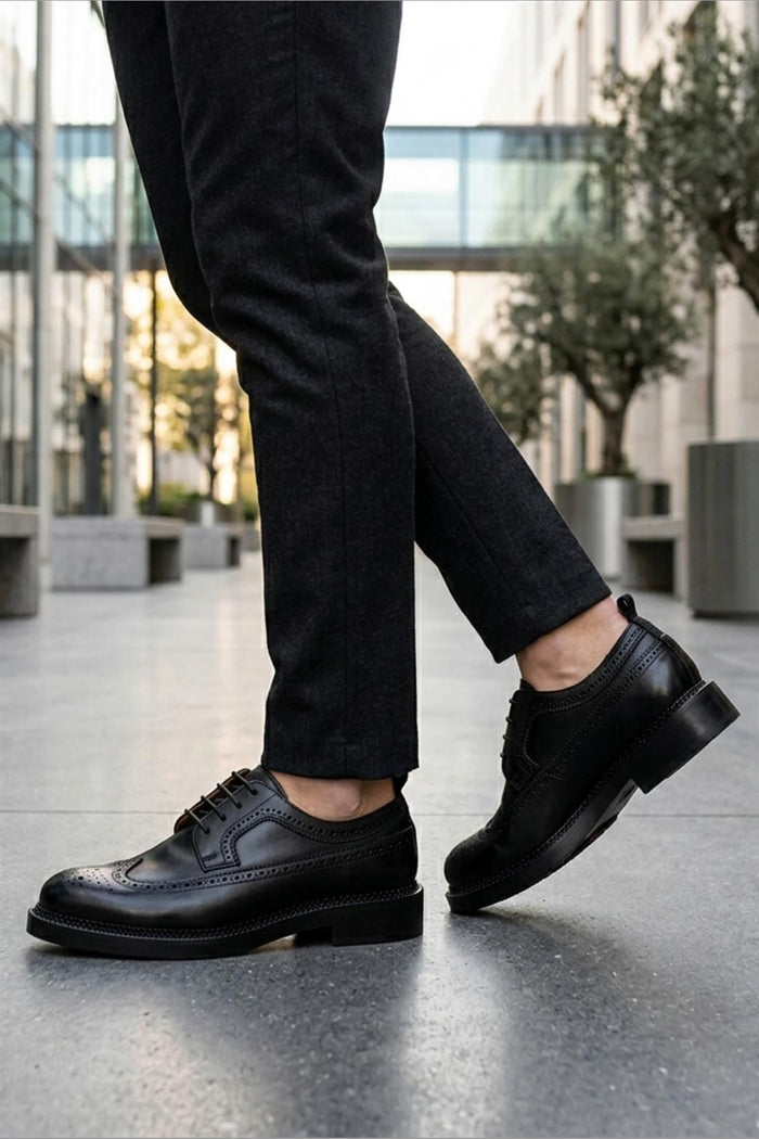 Men's Polished Leather Wingtip Brogues - Black Chunky Derby Shoes