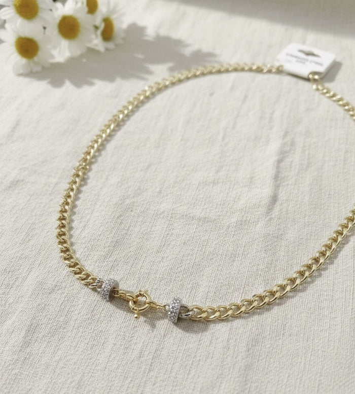 Necklace model 19