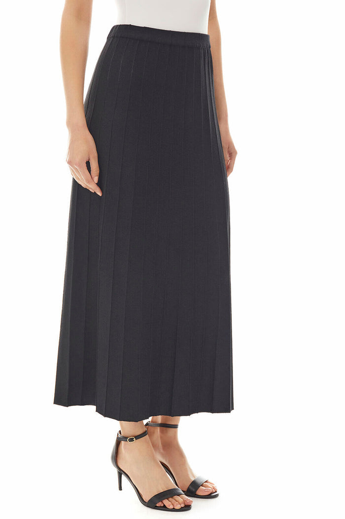 Plus Size Pleated Soft Knit Maxi Skirt | Ming Wang
