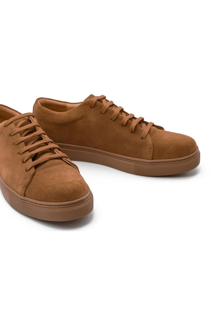 SUEDE LEATHER LACE UP SNEAKERS IN TAN