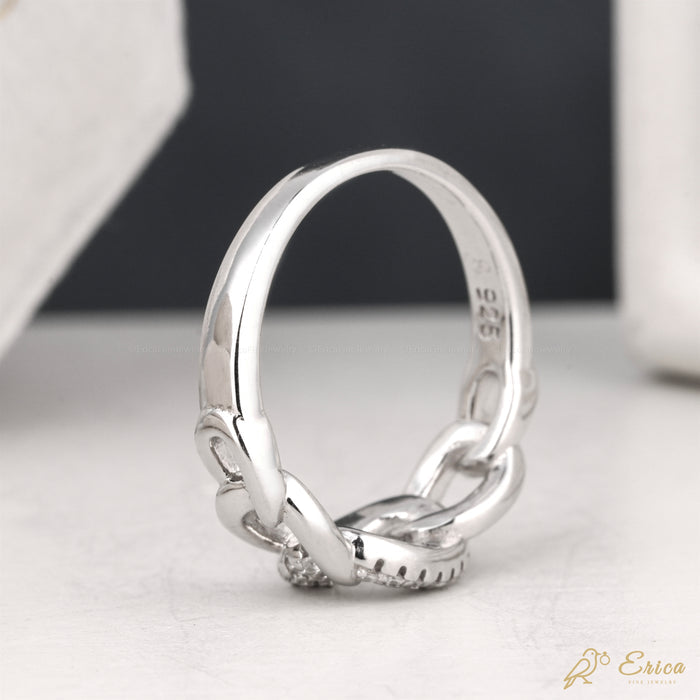The Chain - Pavé Lab Grown Diamond Cuban Link Ring