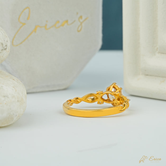 The Enchanted - Oval Vine Lab Grown Diamond Ring