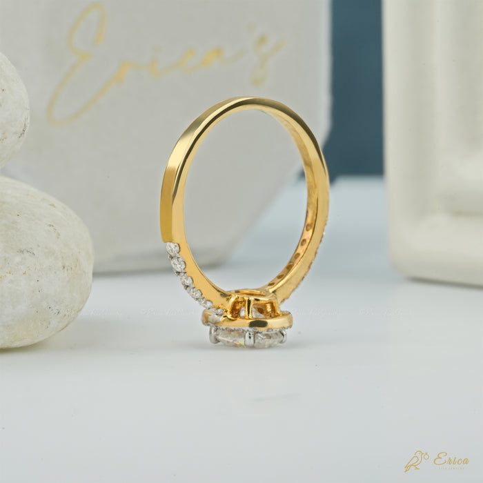 The Neutral - Oval Halo Lab Grown Diamond Pavé Ring